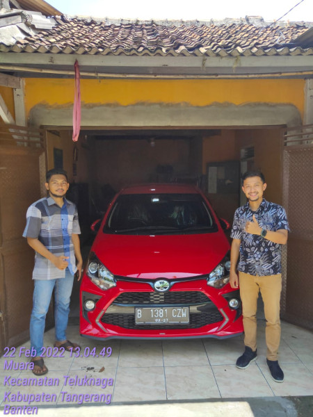 foto Serah Terima Mobil Toyota Ciledug 